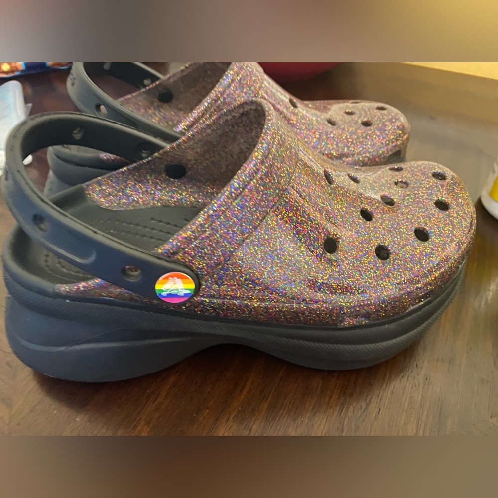 Womens Size 9 iridescent crocs